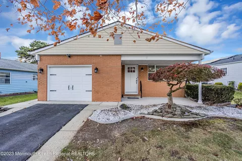Exterior - 9 Sabinas St, Berkeley, NJ 08721 photo 10 of 13