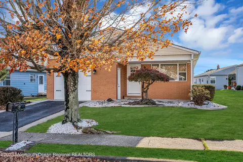 Exterior - 9 Sabinas St, Berkeley, NJ 08721 photo 4 of 13