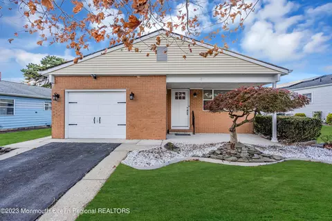 Exterior - 9 Sabinas St, Berkeley, NJ 08721 photo 1 of 13