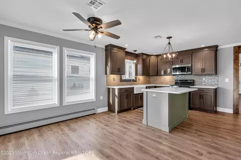 Kitchen - 9 Sabinas St, Berkeley, NJ 08721 photo 3 of 11