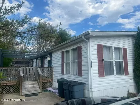 1991 Nj 37, Toms River, NJ 08757