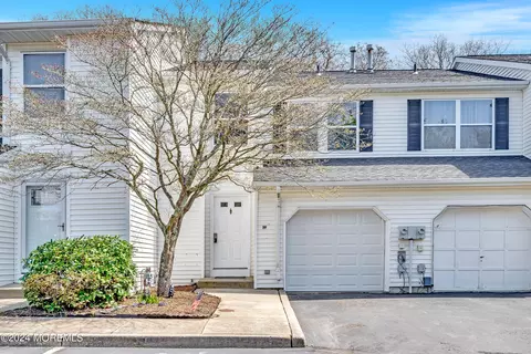 19 Vincent Ct, Little Egg Harbor, NJ 08087