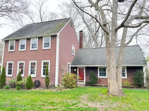 364 Ashford Rd, Toms River, NJ 08755