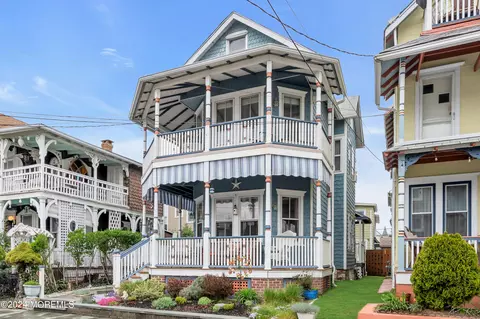 49 Franklin Ave, Ocean Grove, NJ 07756
