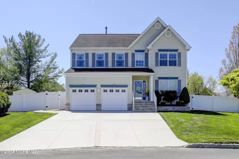 11 Fela Dr, Old Bridge, NJ 08857