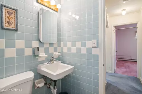 Bath - 47 Lakeside Dr, Matawan, NJ 07747 photo 2 of 2