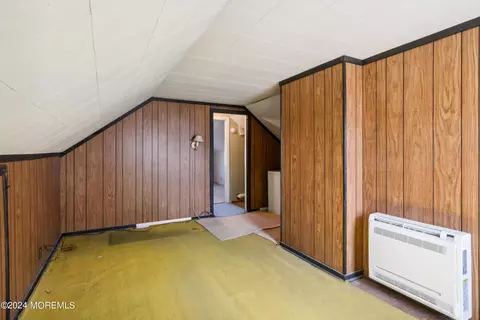 Exterior - 47 Lakeside Dr, Matawan, NJ 07747 photo 4 of 6