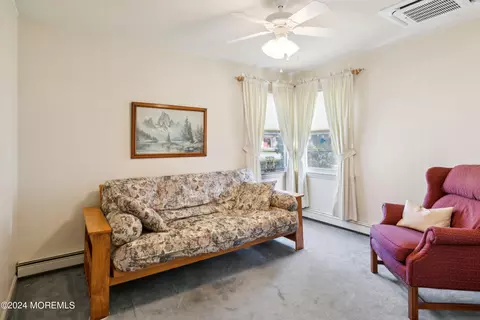 Living - 47 Lakeside Dr, Matawan, NJ 07747 photo 4 of 5