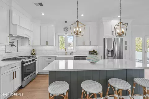 Kitchen - 414 Melrose Ave, Brielle, NJ 08730 photo 4 of 5