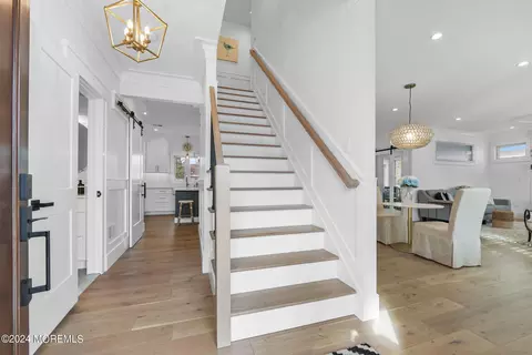 Entry Way - 414 Melrose Ave, Brielle, NJ 08730 photo 1 of 7