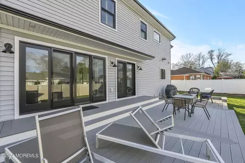 Exterior - 414 Melrose Ave, Brielle, NJ 08730 photo 14 of 16