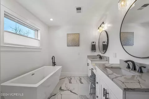 Bath - 414 Melrose Ave, Brielle, NJ 08730 photo 7 of 8