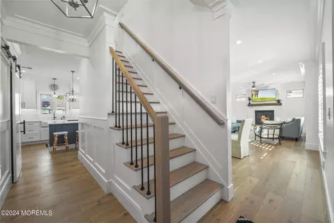 Entry Way - 414 Melrose Ave, Brielle, NJ 08730 photo 3 of 7
