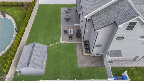 Exterior - 414 Melrose Ave, Brielle, NJ 08730 photo 6 of 16