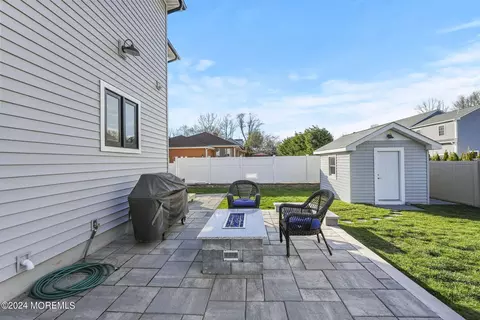 Exterior - 414 Melrose Ave, Brielle, NJ 08730 photo 12 of 16