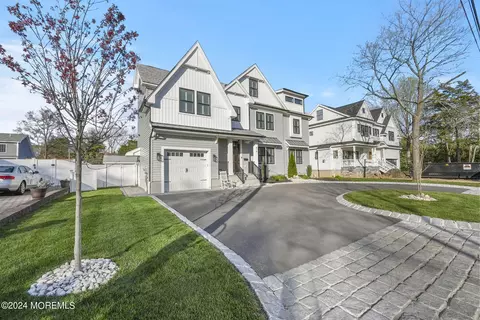 Exterior - 414 Melrose Ave, Brielle, NJ 08730 photo 4 of 16