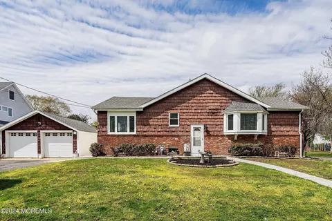 1901 Cleveland Ave, Wall, NJ 07719