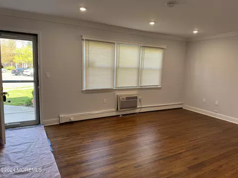 96 East Ave #77, Atlantic Highlands, NJ 07716