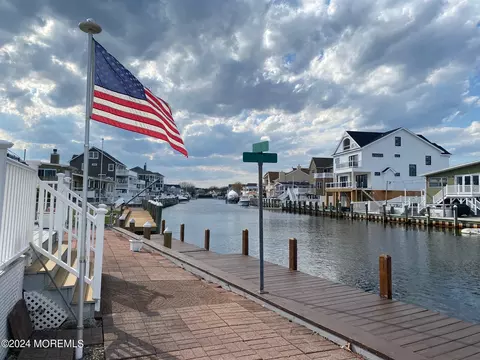 344 Stephan Ave, Toms River, NJ 08753
