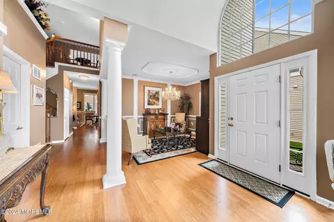 Entry Way - 4 Lavallette Ln, Waretown, NJ 08758 photo 2 of 4