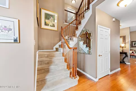 Entry Way - 4 Lavallette Ln, Waretown, NJ 08758 photo 3 of 4