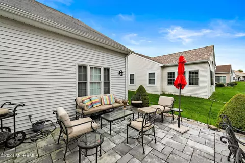 Exterior - 4 Lavallette Ln, Waretown, NJ 08758 photo 7 of 8