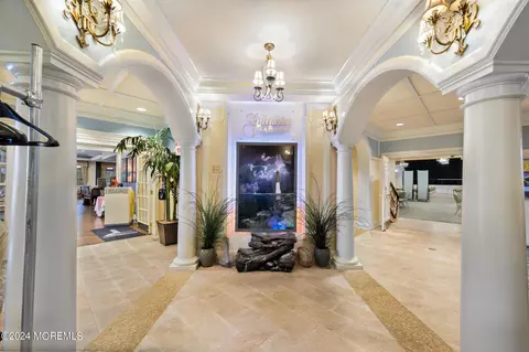 Entry Way - 4 Lavallette Ln, Waretown, NJ 08758 photo 4 of 4