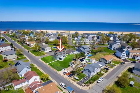 302 Dock St, Union Beach, NJ 07735
