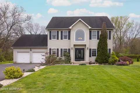 13 Jansen Ct, New Egypt, NJ 08533