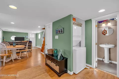 Entry Way - 26 Surf St, Sea Bright, NJ 07760 photo 1 of 1