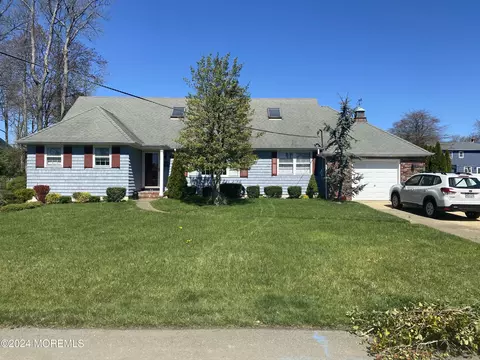 45 Seneca Pl, Oceanport, NJ 07757