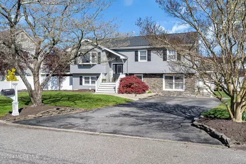 Exterior - 21 Larkin Ave, Pine Beach, NJ 08741 photo 13 of 13