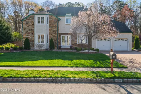 15 Willow Dr, Old Bridge, NJ 08857