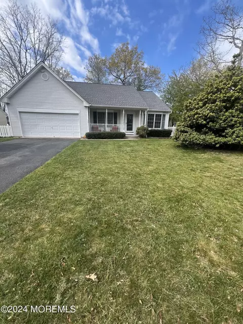 228 Middie Ln, Manahawkin, NJ 08050