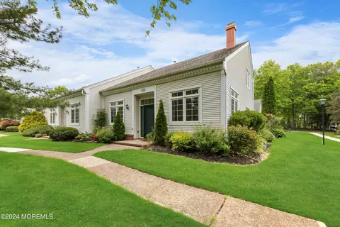 67 Winthrop Rd # H, Monroe, NJ 08831