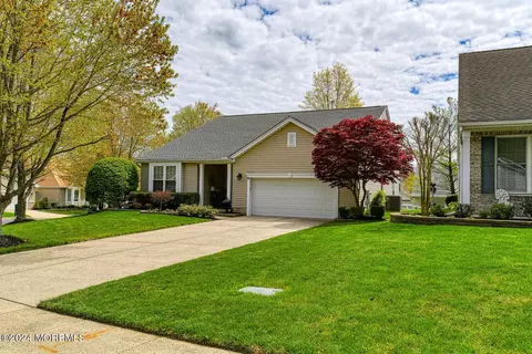 63 Tall Pines Dr, Tinton Falls, NJ 07753
