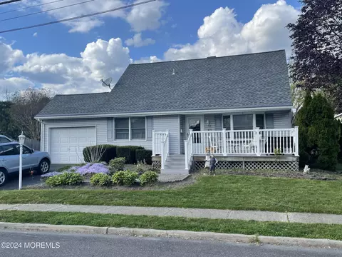 52 Mark Twain Dr, Hamilton, NJ 08690