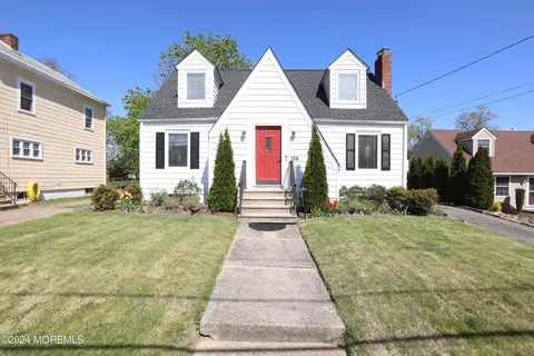 136 Concord Ave, Hamilton, NJ 08619