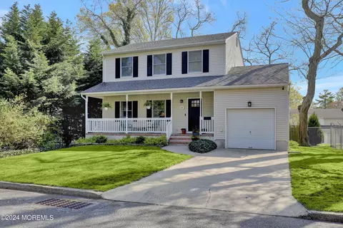 11 Acpoan Pl, Manasquan, NJ 08736