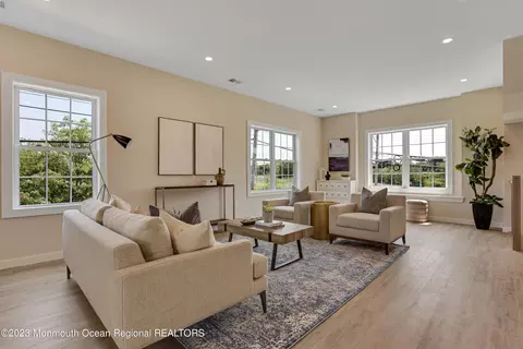 333 First St #7, Keyport, NJ 07735