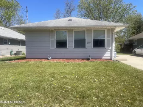 2200 Hovsons Blvd, Toms River, NJ 08753