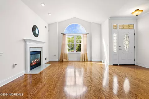 Living - 71 Avalon Way, Waretown, NJ 08758 photo 4 of 9