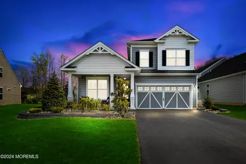 21 Snyder Rd, Howell, NJ 07731