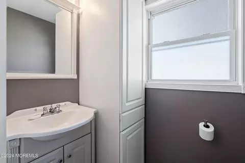 Bath - 402 Fifth St, Waretown, NJ 08758 photo 2 of 2