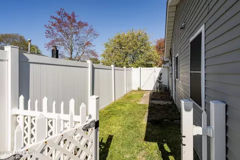 Exterior - 402 Fifth St, Waretown, NJ 08758 photo 5 of 9