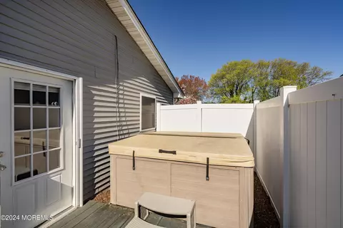 Exterior - 402 Fifth St, Waretown, NJ 08758 photo 4 of 9