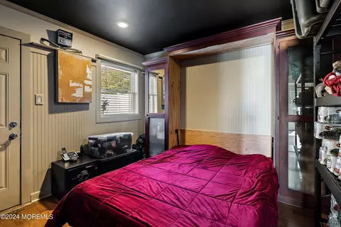 Bedroom - 402 Fifth St, Waretown, NJ 08758 photo 4 of 4