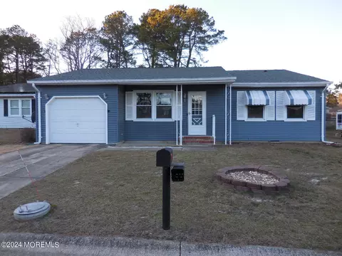 1 Natick Ln #71, Whiting, NJ 08759