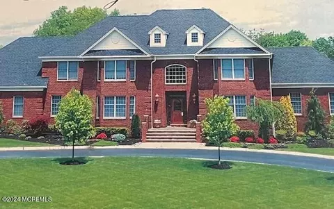 5 Comstock Ln, Colts Neck, NJ 07722