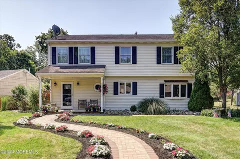 210 Chatham Ln, Point Pleasant, NJ 08742